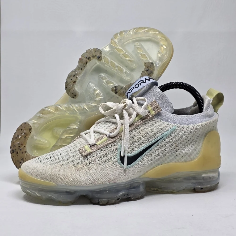 Nike Vapormax 2021 FK Sneakers DQ7758-100 Youth Size 5.5Y Women's Size 7